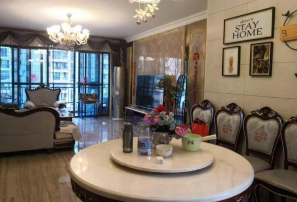 碧桂园精装修五房两厅三卫出租 碧桂园精装修五房两厅三卫出租