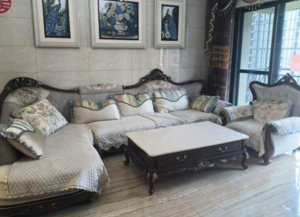 碧桂园精装修五房两厅三卫出租 碧桂园精装修五房两厅三卫出租