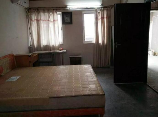 东旦小区景明苑一房一厅招租,水电费按小区收费,超便宜 东旦小区景明苑一房一厅招租,水电费按小区收费,超便宜