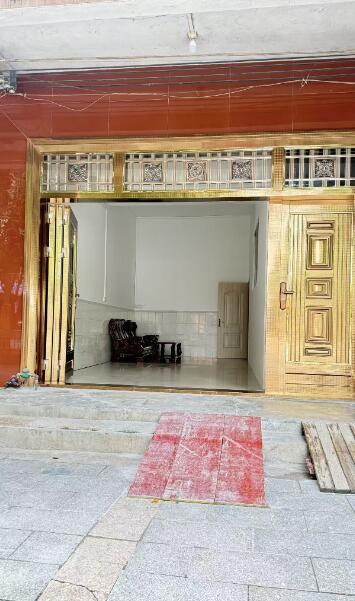 田州大桥头三雷方向天地楼门面/单间或三房两卫 田州大桥头三雷方向天地楼门面/单间或三房两卫