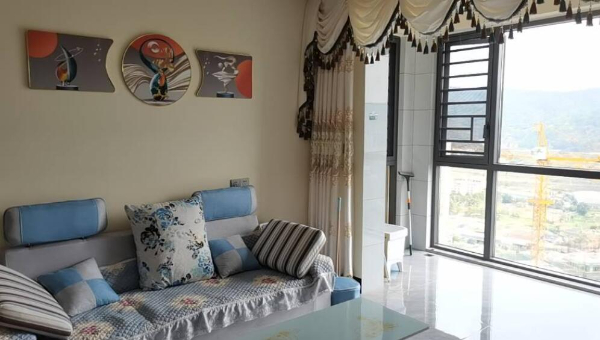 恒宁广场,带车位、全新装修靓屋拎包入住 恒宁广场,带车位、全新装修靓屋拎包入住