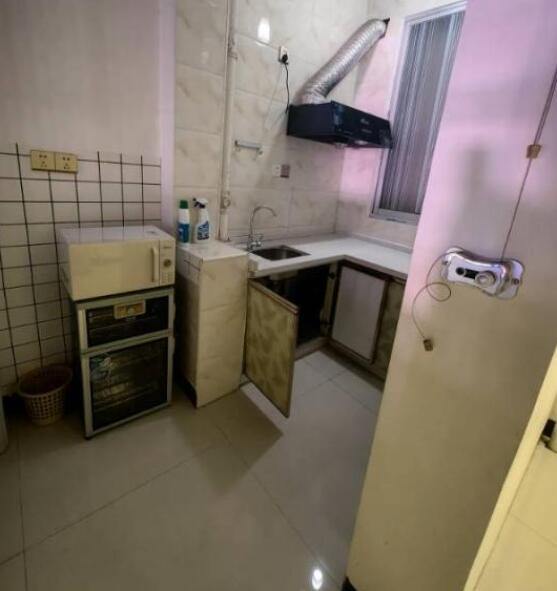 金鼎世家单间配套出租,拎包入住 金鼎世家单间配套出租,拎包入住