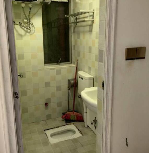 金鼎世家单间配套出租,拎包入住 金鼎世家单间配套出租,拎包入住