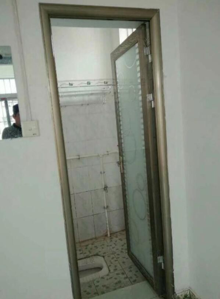 市医院附近锦绣花园单间出租或出售 市医院附近锦绣花园单间出租或出售