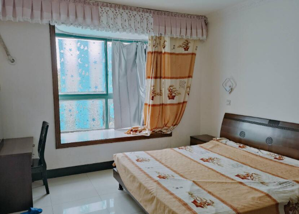 阳光一期3室 2厅 2卫12000元/年 阳光一期3室 2厅 2卫12000元/年