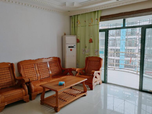 阳光一期3室 2厅 2卫12000元/年 阳光一期3室 2厅 2卫12000元/年