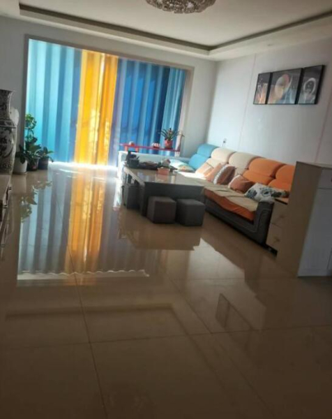 百色市右江区水岸花园,电梯房,有车位,江景 百色市右江区水岸花园,电梯房,有车位,江景