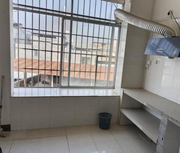 东合桥头园博园对面有大单间,一房一厅出租 东合桥头园博园对面有大单间,一房一厅出租