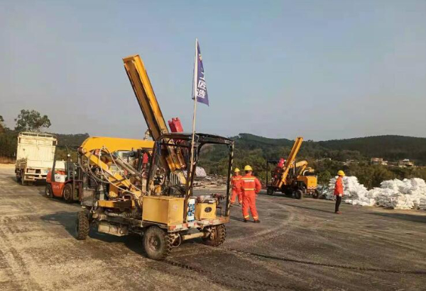 广西公路护栏钦州高速公路招聘工人10名 广西公路护栏钦州高速公路招聘工人10名