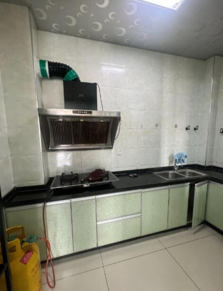 利客隆旁边2室 1厅 1卫13.8万元 利客隆旁边2室 1厅 1卫13.8万元