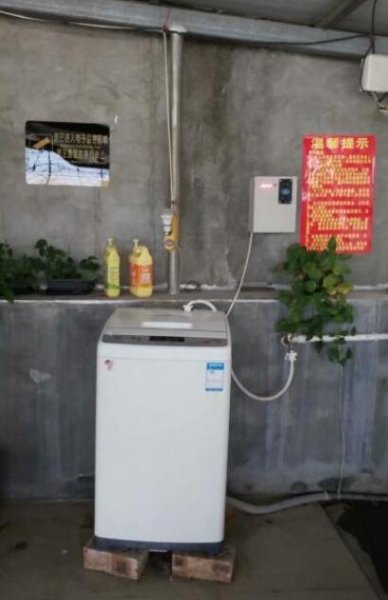 百色农校大门正对面居民房有单间出租 百色农校大门正对面居民房有单间出租