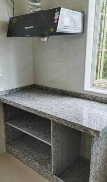 新百色高中南门斜对面大湾村上芹屯一房一厅单间配套出租 新百色高中南门斜对面大湾村上芹屯一房一厅单间配套出租