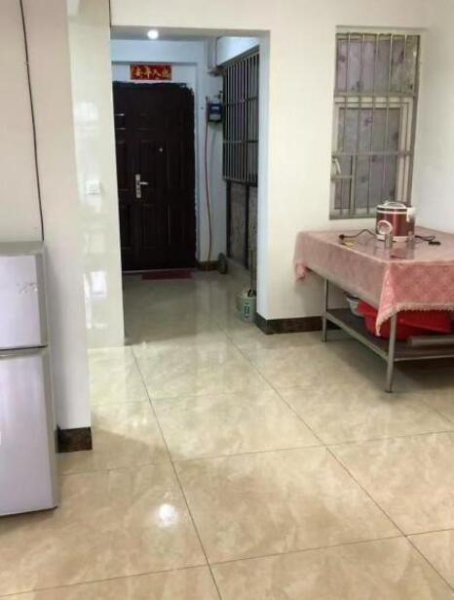 城市花园白露宫三房出租,民用水电,月租1300 城市花园白露宫三房出租,民用水电,月租1300